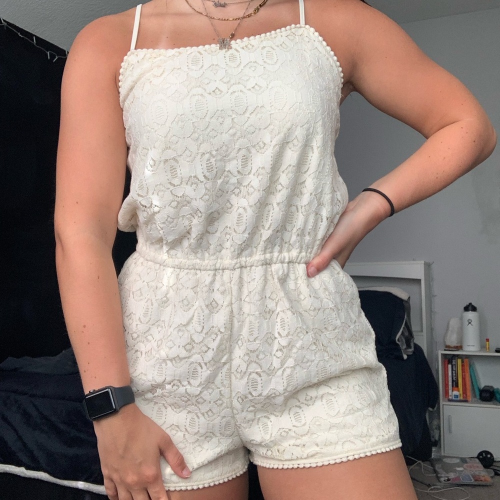 Cream romper